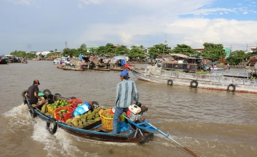 Mekong Delta Tour: Floating Markets & Local Life
