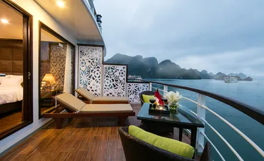 Mon Chéri Cruise - Tuan Chau - Lan Ha Bay 3 Days 2 Nights