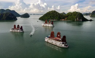 Pelican Classic Cruise - Halong Bay 2 Days 1 Night