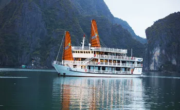 Unicharm Cruise - Lan Ha Bay 2 Days 1 Night