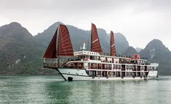 V'spirit Premier Cruise - Lan Ha Bay 2 Days 1 Night